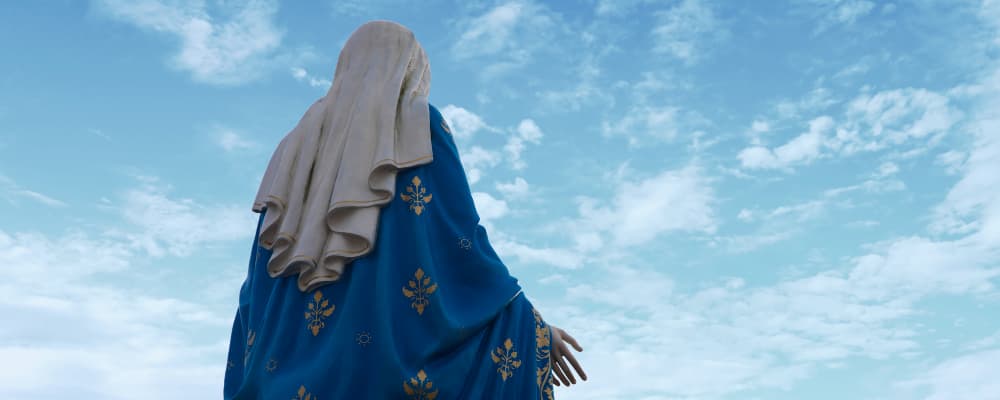 Marian Apparitions through history — Our Lady appearing to the Faithful