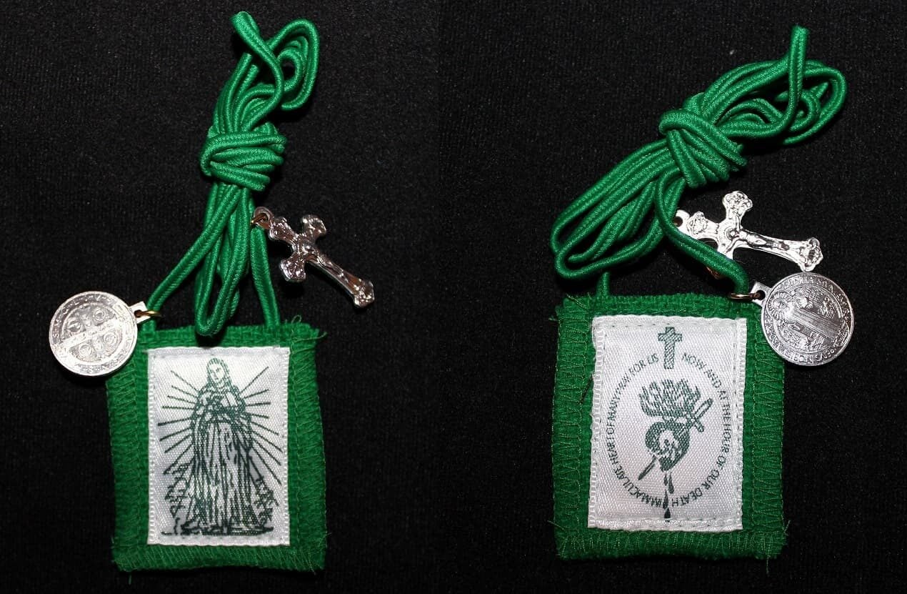 green scapular image (1)