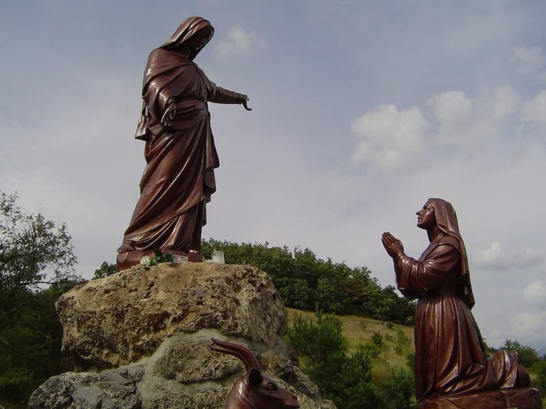 notre dame du laus pindreau