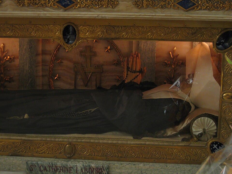 leichnam der hl. katharina labouré in der rue du bac, paris